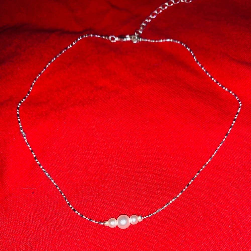 Silver Pearl Choker